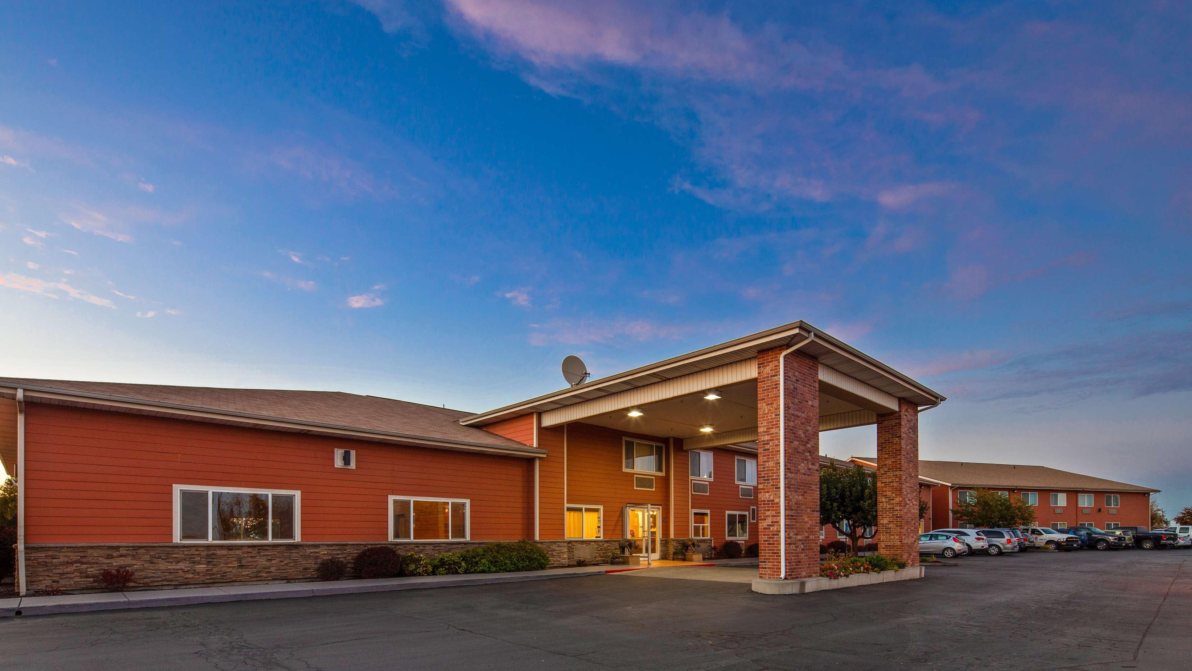 Best Western Hermiston Inn Buitenkant foto